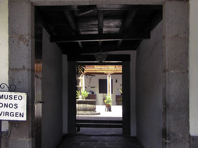 patio interior Casa Museo de los Patronos de la Virgen Teror Gran Canaria Islas Canarias 02