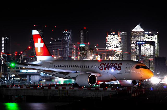 Swiss Airlines A220 cr (1 of 1)