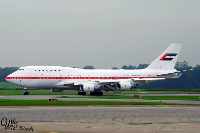 Abu Dhabi Amiri Flight Boeing 747-400 (A6-UAE)