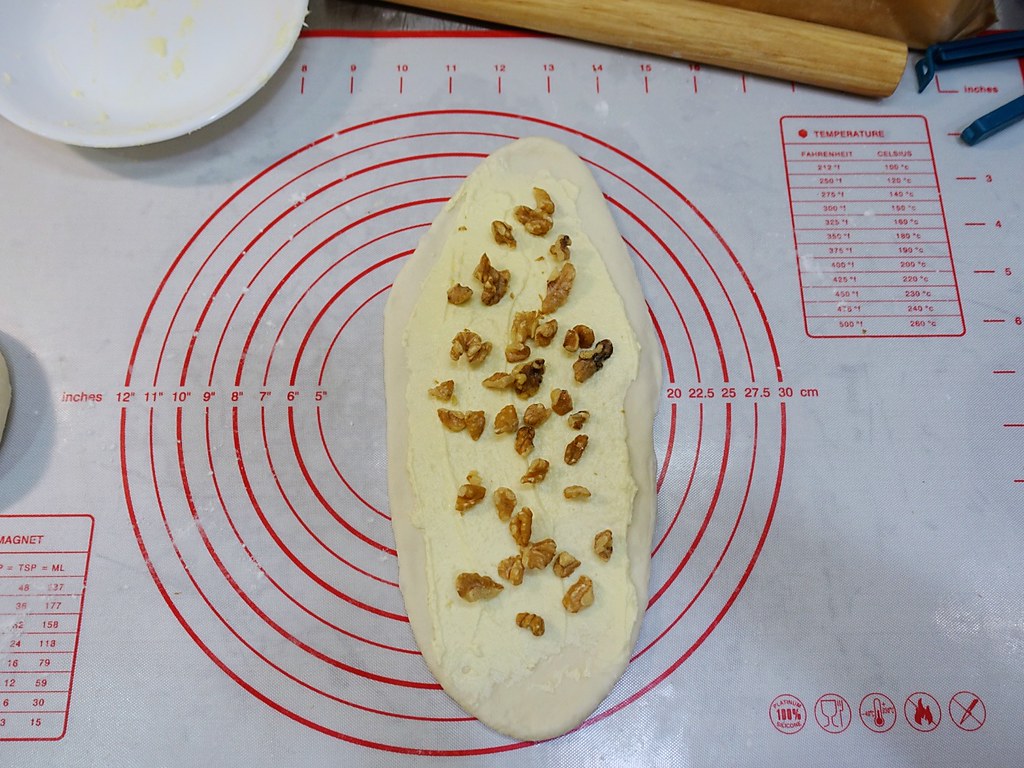 核桃奶酪歐包 (13)