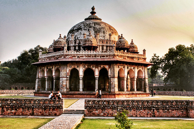 Tomb of Isa Khan, New Delhi