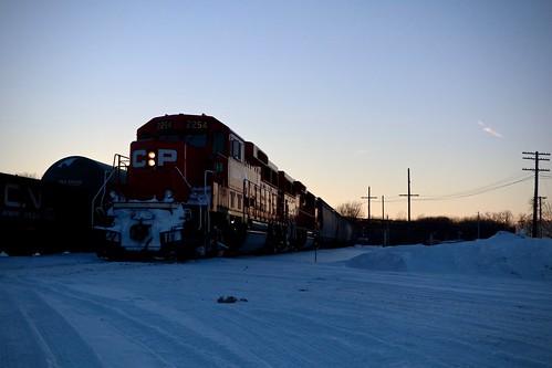 cp ice dme train gp20eco sunset twilight savanna illinois