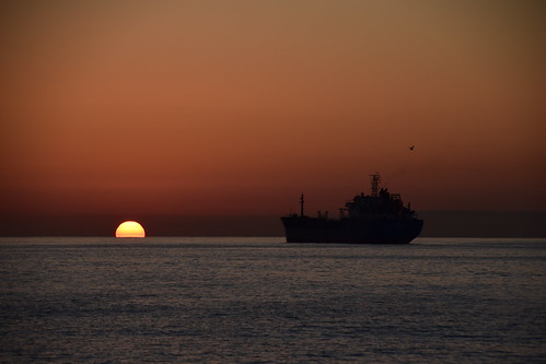 sea sun sunrise morning seaside walk morningwalk limassol cyprus dawn λεμεσόσ κυπροσ ανατολήήλιου