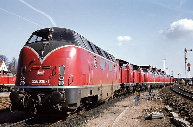DB 220 030 Bw Lübeck 14.04.1979