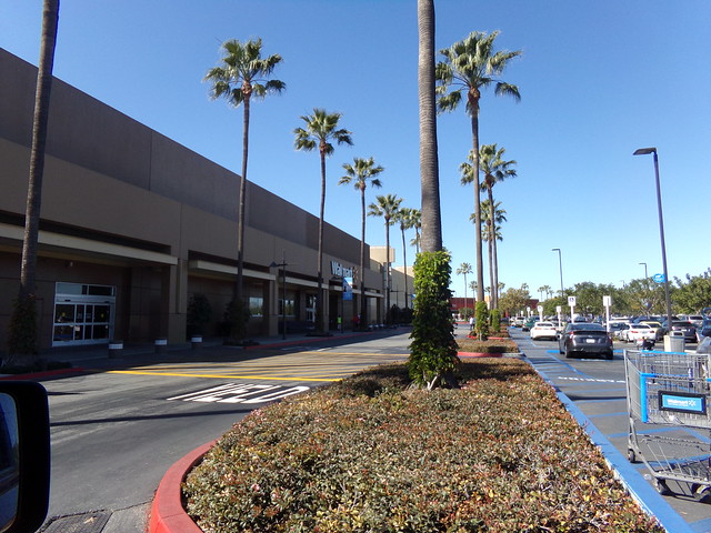 Walmart #5687 Irvine, CA