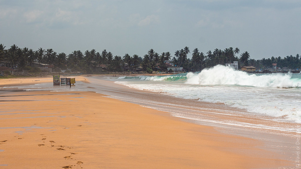 Narigama-Beach-Hikkaduwa-Sri-Lanka-canon-2978