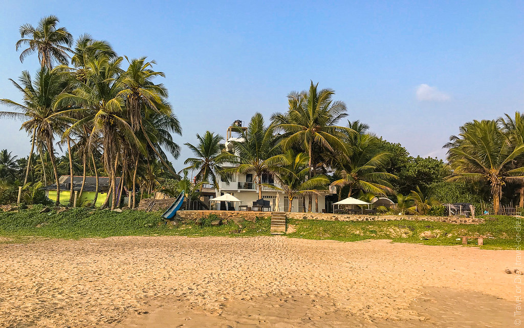 Narigama-Beach-Hikkaduwa-Sri-Lanka-iphone-6338