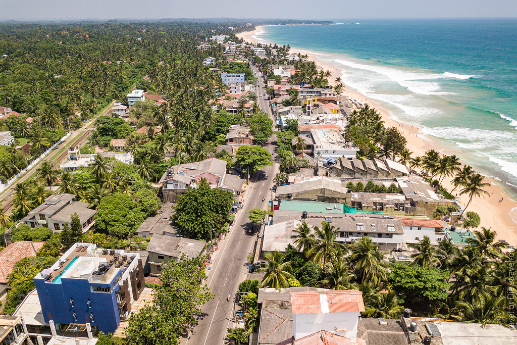 Narigama-Beach-Hikkaduwa-Sri-Lanka-mavic-0207