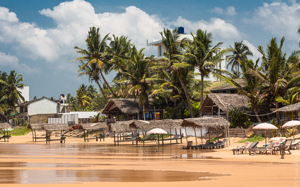 Narigama-Beach-Hikkaduwa-Sri-Lanka-canon-2970