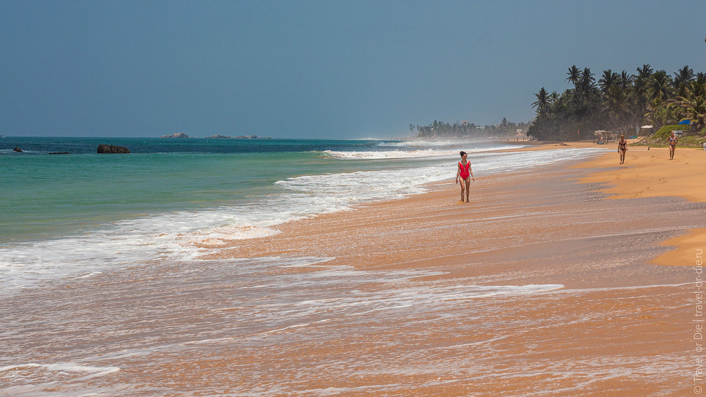 Narigama-Beach-Hikkaduwa-Sri-Lanka-canon-2987