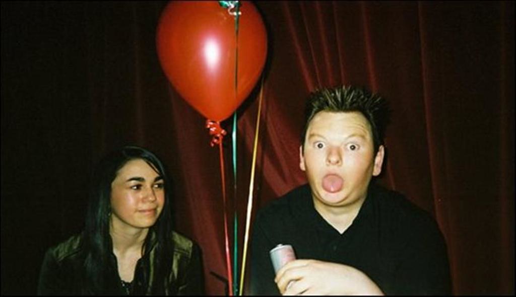 2006-12-05 (ASDA's Pre-Christmas Night Out, London Nightclub, Dundee, UK)