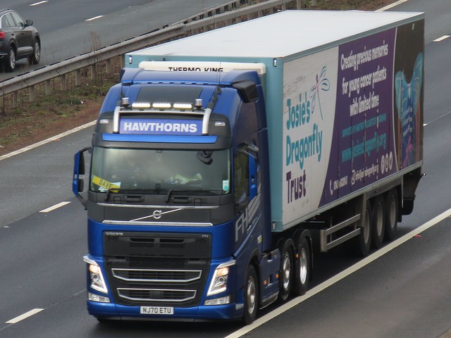 Hawthorns Logistics, Volvo FH (NJ70ETU) On The A1M Southbound