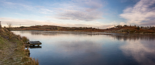 eastrenfrewshire landscape winter water walking snypesdam panorama scotland neilston frozen reservoir glasgow greenscene