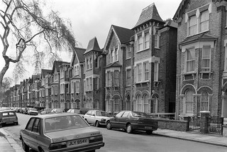 Houses, Oakhurst Grove, East Dulwich, Southwark, 1989 89-4h-14
