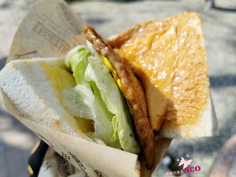 【中永和早餐推薦】碳之家肉蛋土司 碳烤三明治 永安市場美食 四號公園美食21
