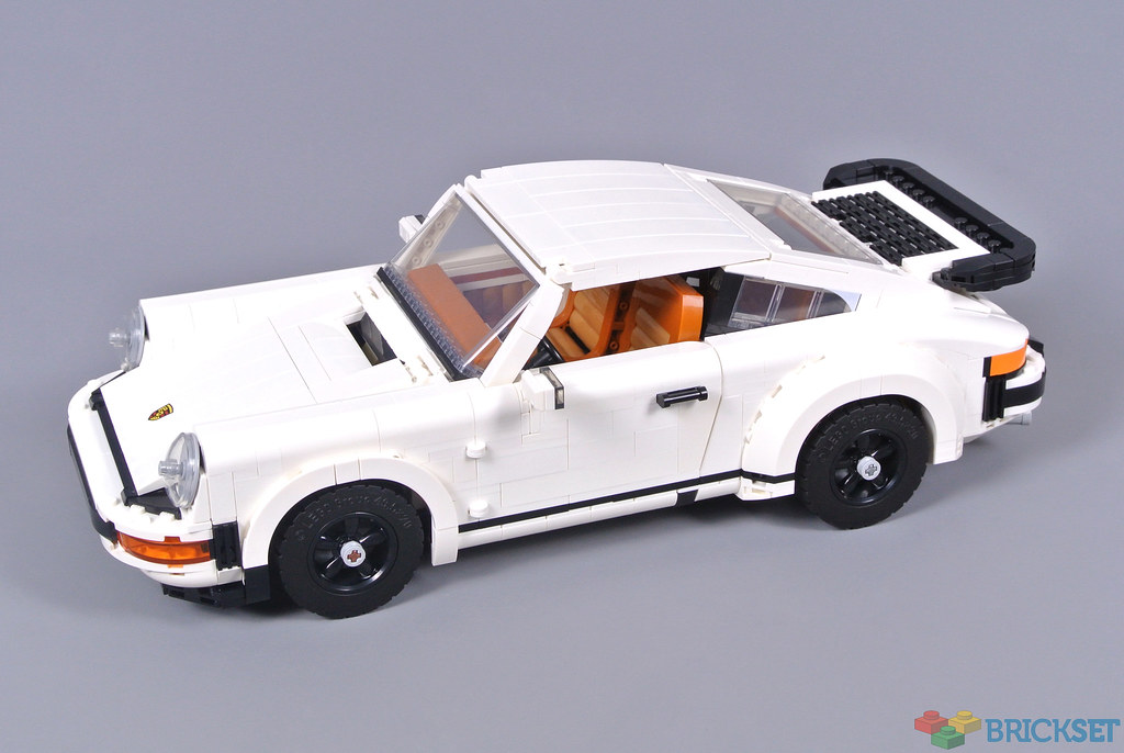 LEGO 10295 Porsche 911 Turbo & Targa detailed building review