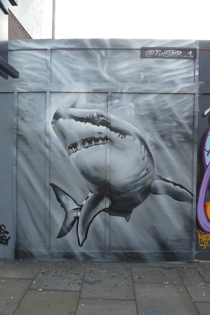 Twister graffiti, Shoreditch