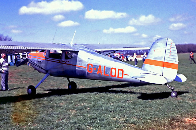 G-ALOD   (N2440V) Cessna 140 [14691] Henstridge~G 12/04/1987