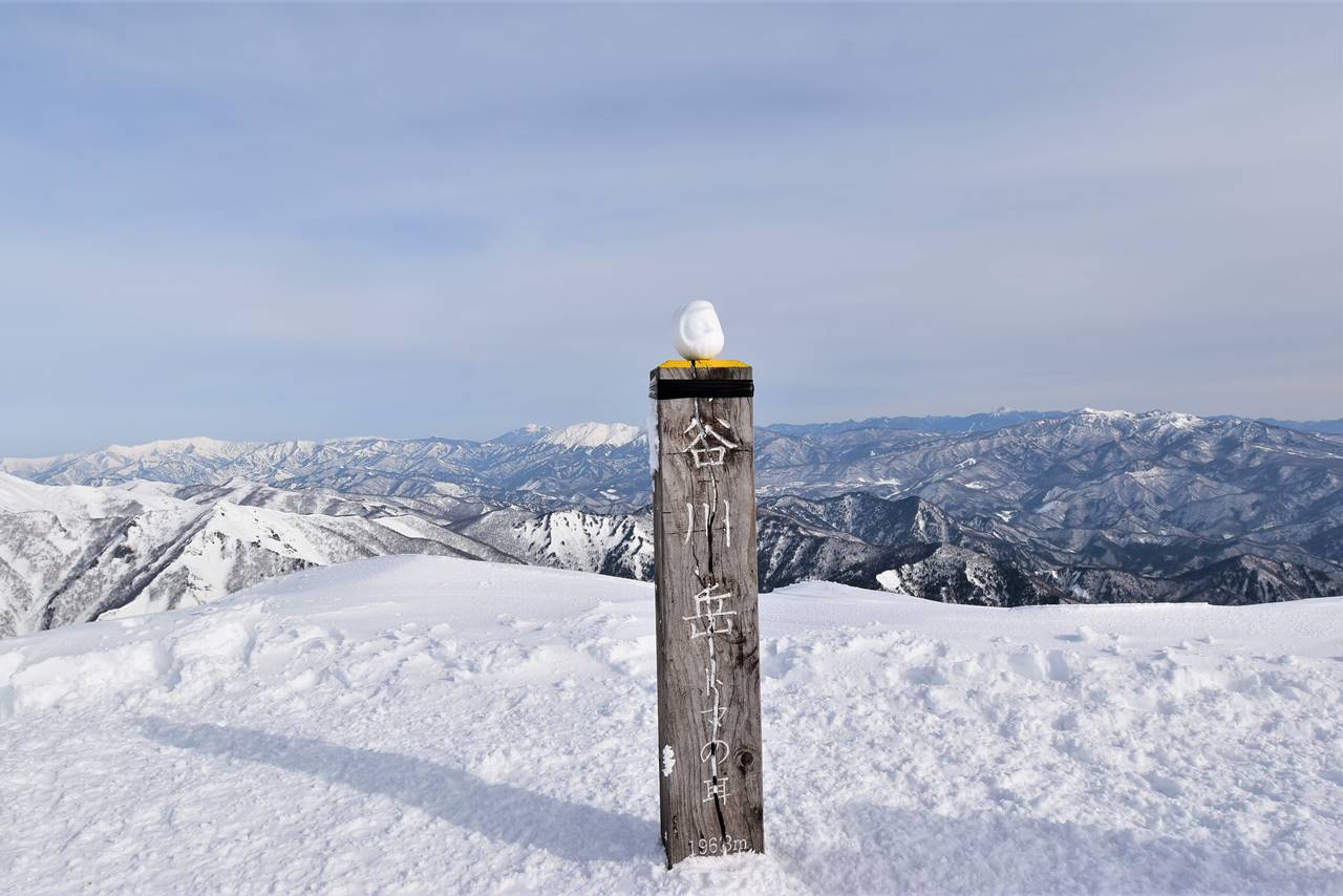冬の谷川岳（天神尾根コース）雪山登山　トマの耳山頂