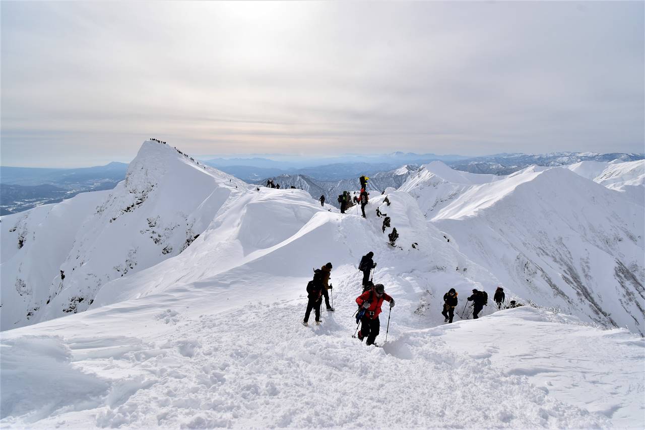 冬の谷川岳（天神尾根コース）雪山登山