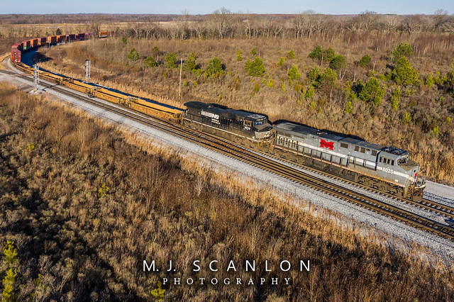 NS 8025 | GE ES44AC | NS Memphis District West End