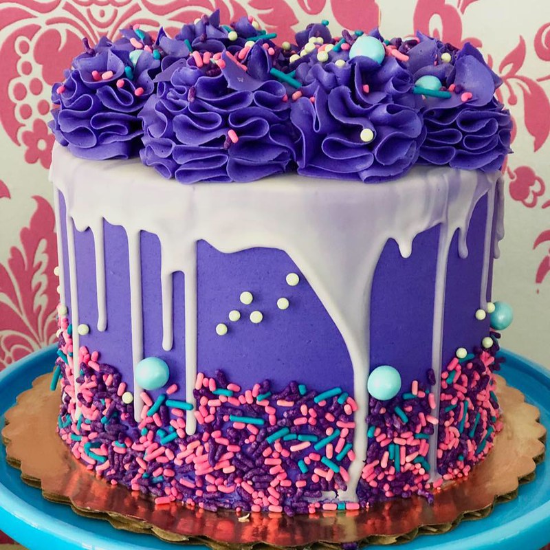 Cake by Dream Bakery