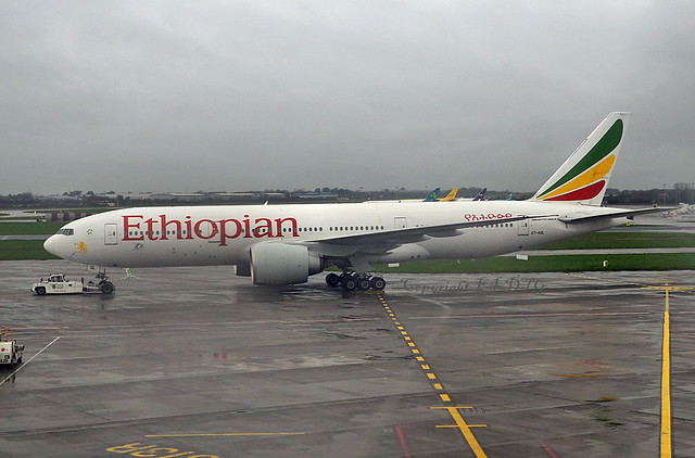 Boeing 777-260LR ET-AQL Ethiopian