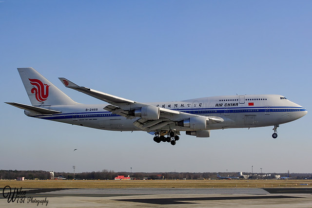 Air China Boeing 747-400 at FRA (B-2468)