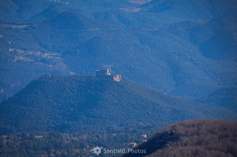 Castell de Montsoriu desde el observatorio del Turó de l'Home
