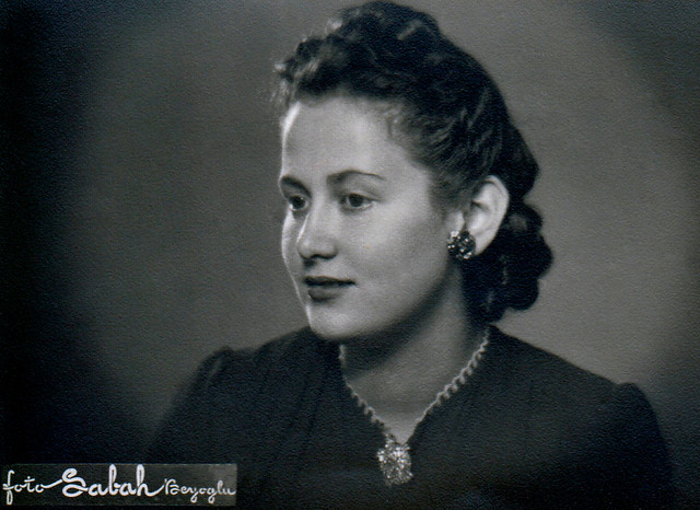 [P122] Vintage portrait from 1942