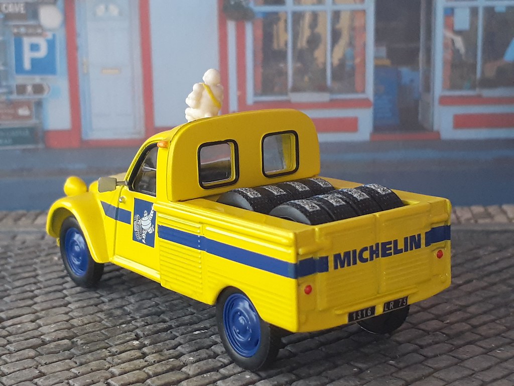 Citroën 2CV Pick Up – Michelin