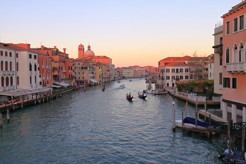 venice venezia italy water canal grandcanal sunset city veneto pontedegliscalzi gondola