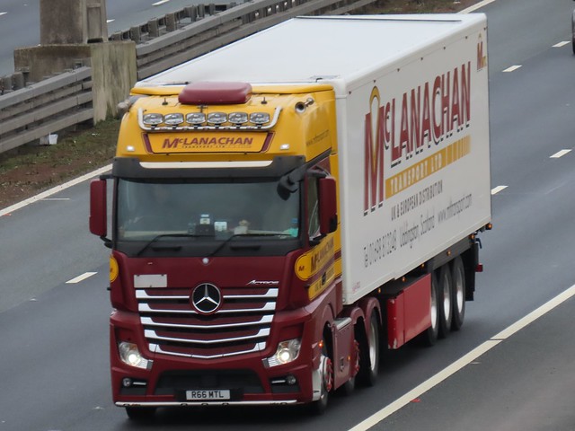 McLanachan Transport, Mercedes Actros (R66MTL) On The A1M Southbound
