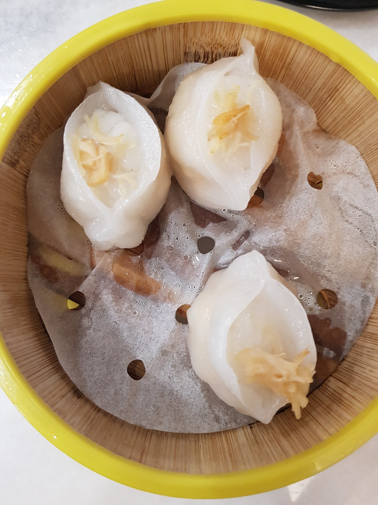 瑤柱帶子餃 Steamed fresh Scallop Dumpling rm$7 @ 富興點心 Foo Hing Dim Sum (Taipan) USJ10