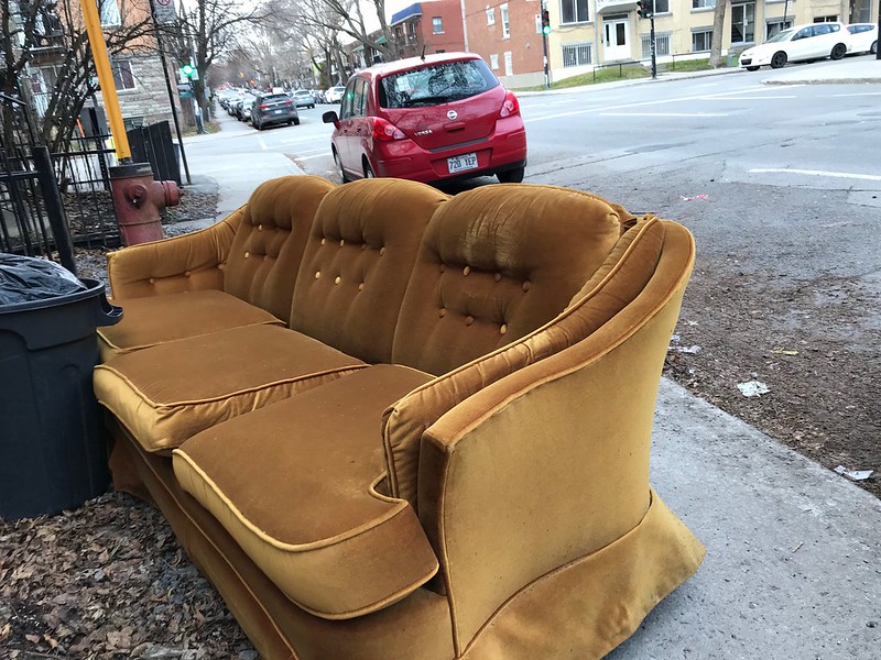Couch - Bourbonniere ave.