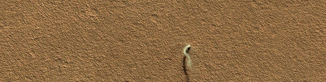 Mars - The Serpent Dust Devil of Mars