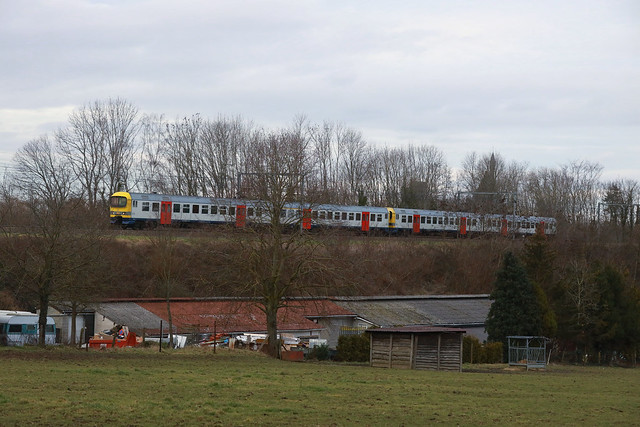NMBS/SNCB class AM86 in Beersel, Flanders