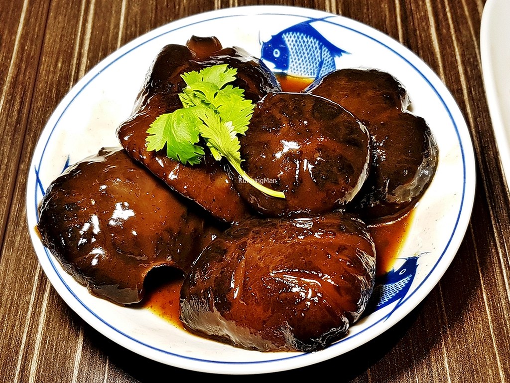 Braised Mushrooms With Oyster Sauce