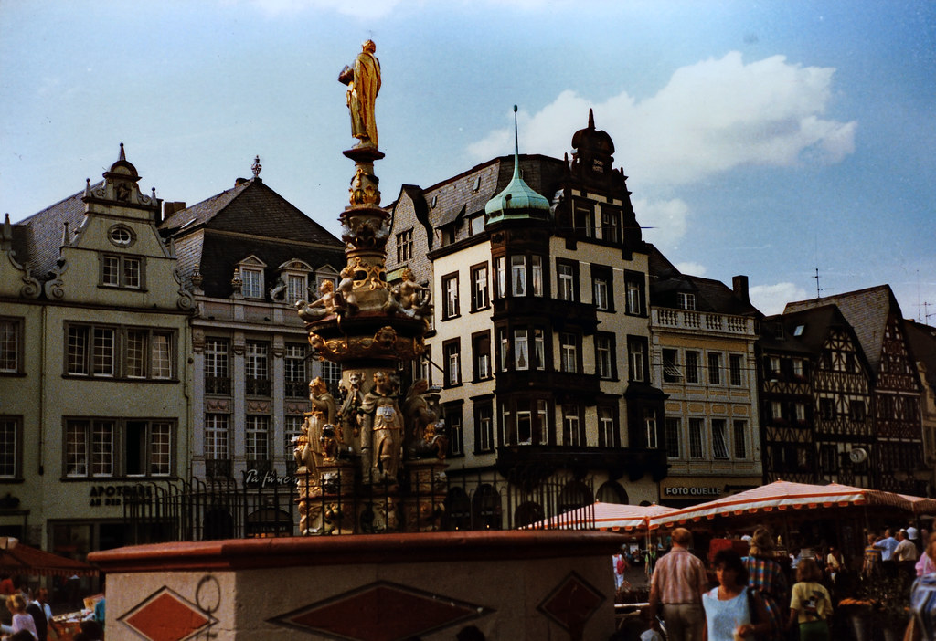 trier-1987-17-hauptmarkt-der-hauptmarkt-mit-dem-petrusbr-flickr