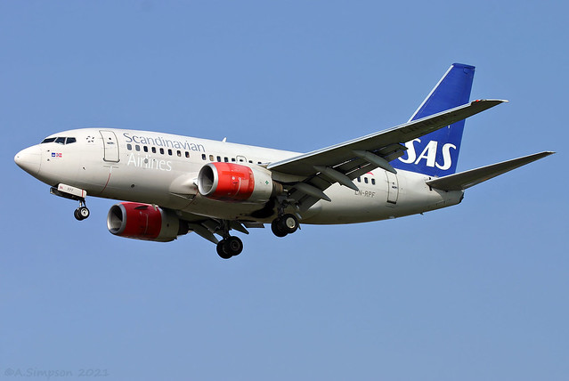 Scandinavian Airlines (SAS) - LN-RPF - London Heathrow (LHR/EGLL)