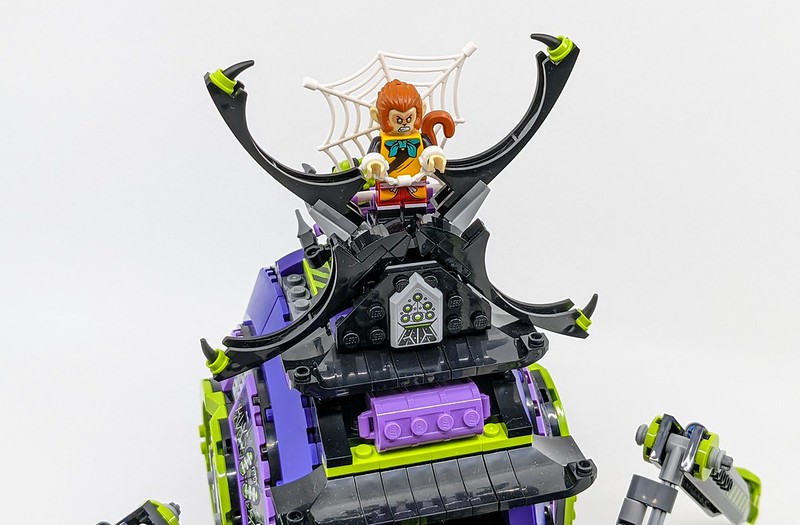 80022: Spider Queen’s Arachnoid Base Set Review