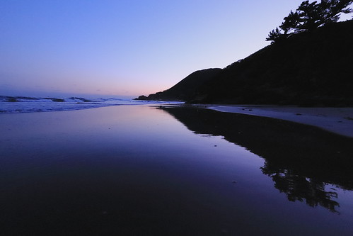beach izu imai 今井浜 伊豆 japan landscape nature sunset evening blue sea reflection