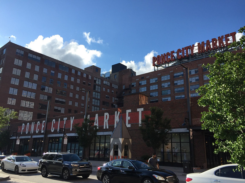 Went to dinner with some American ladies this evening to the Ponce city market.
