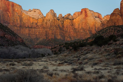 utah zion zioncanyon zionvalley nationalpark canyon sunrise