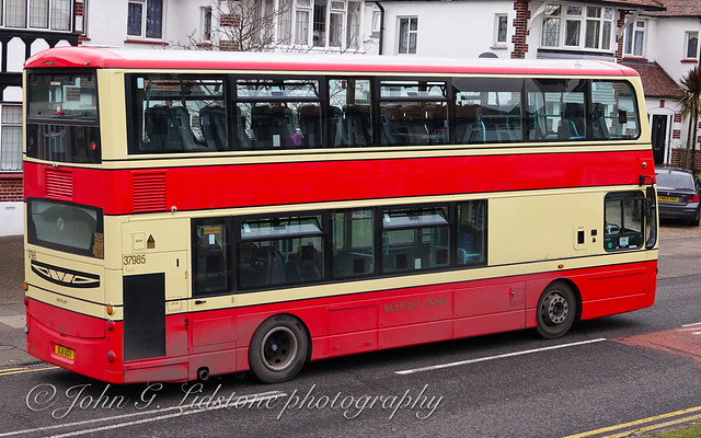 The wonderful First Essex (Hadleigh) Westcliff-on-Sea Motor Services heritage livery Volvo B9TL / Wright Gemini 2 37985, BJ11 XGY on service 26