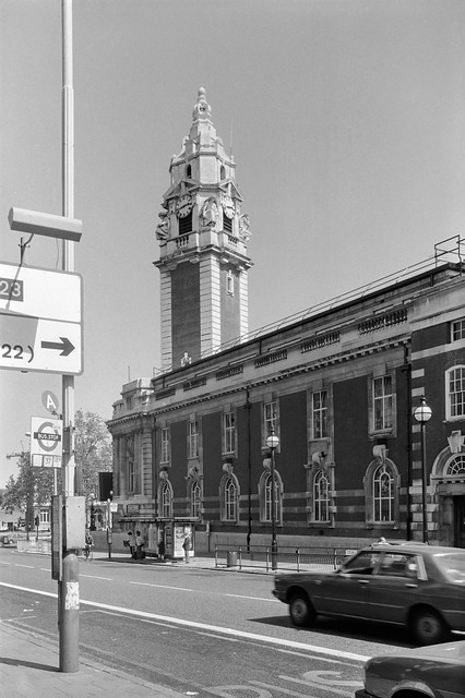 Lambeth Town Hall, Acre Lane, Brixton 89-5l-35-Edit