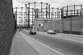 Gasholders, Goods Way, Kings Cross, Camden, 1989 89-5g-64