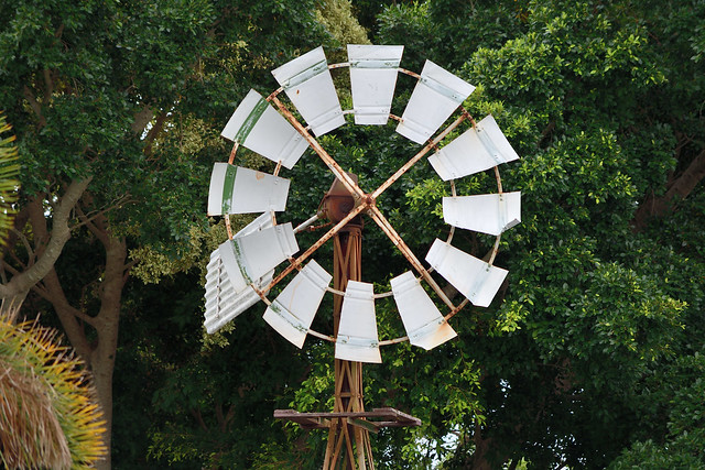8-foot IBC Geared Simplex windmill; Tallebudgera, QLD, Australia