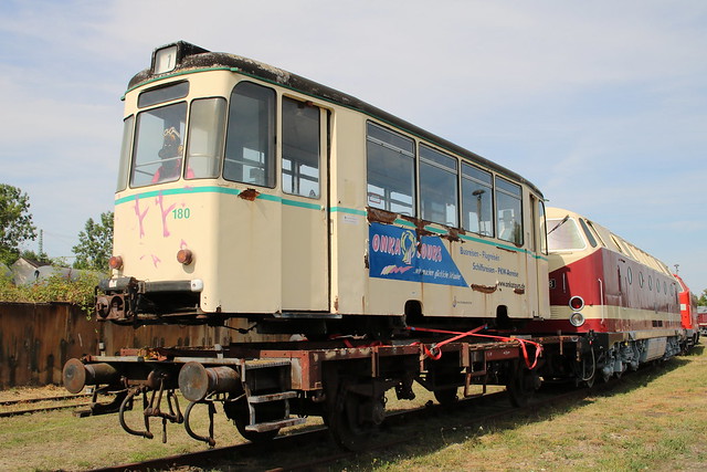 Jena: ex Beiwagen BW 180 beim TEV im Eisenbahnmuseum Weimar