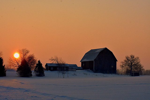 A very cold sunrise near Reading Michigan